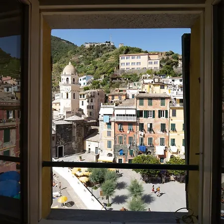 Lassu With View Apartamento Vernazza